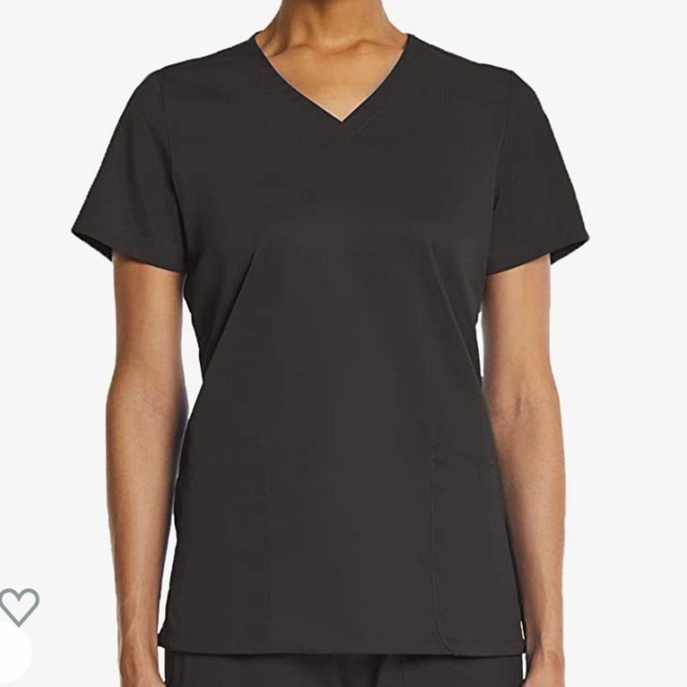Elements Scrub Top - black color